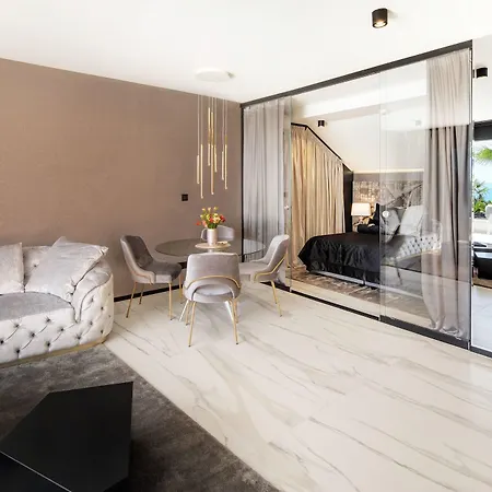 Posh Luxury Apartment Split
