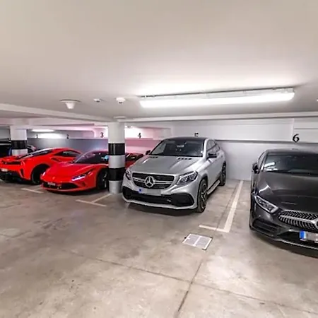 아파트 Posh Luxury