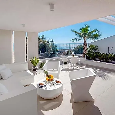 Posh Luxury