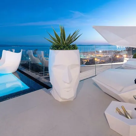 Posh Luxury * スプリト