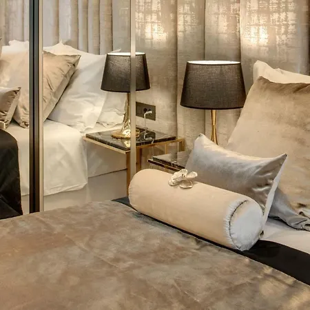 Posh Luxury Split