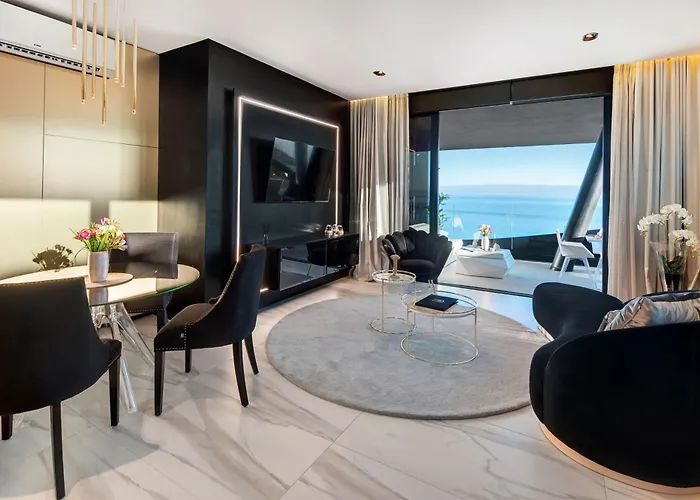 Posh Luxury