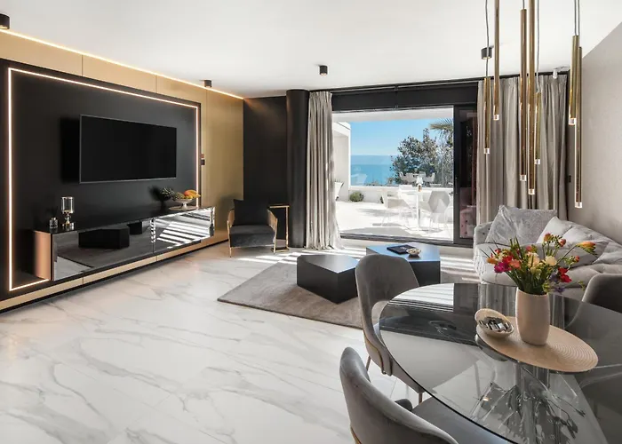 Posh Luxury