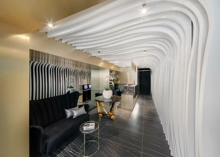 Posh Luxury Apartmán