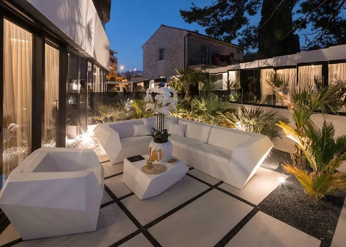 Posh Luxury アパート スプリト